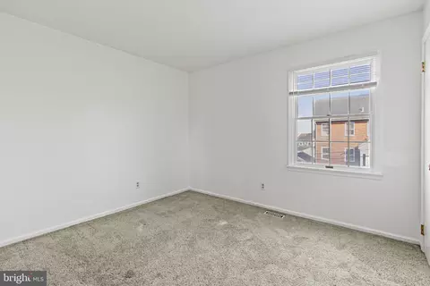 Bedroom - 40 Maple Ave, Upper Darby, PA 19082 photo 1 of 3