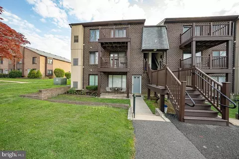 5200 Hilltop Dr #P1, Brookhaven, PA 19015