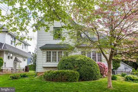 349 Wayne Ave, Lansdowne, PA 19050