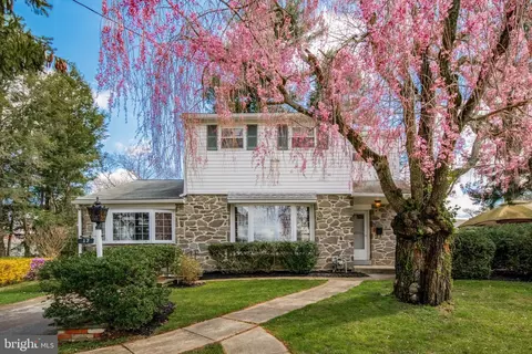 17 Eleanor Cir, Havertown, PA 19083