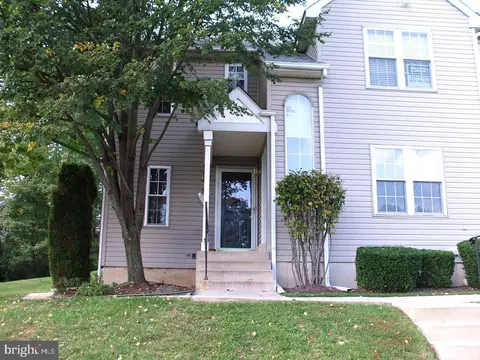 284 Wexford Ct #284, Aston, PA 19014