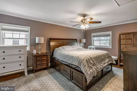Bedroom - 334 E Thomson Ave, Springfield, PA 19064 photo 3 of 7
