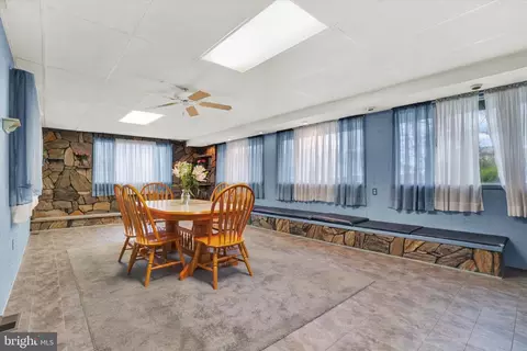 3404 Washington Ave, Brookhaven, PA 19015