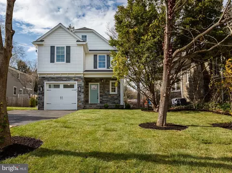 810 Merion Ave, Havertown, PA 19083