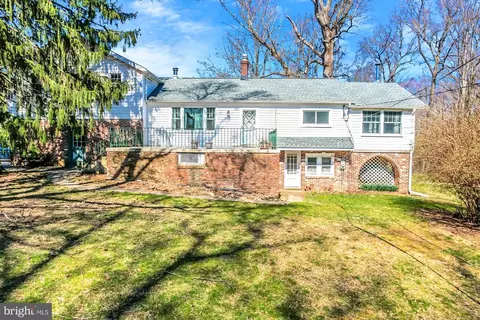 855 Shavertown Rd, Garnet Valley, PA 19060