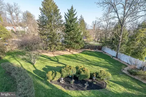 Exterior - 408 Audubon Ave, Wayne, PA 19087 photo 7 of 11
