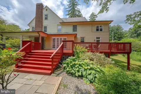 Exterior - 408 Audubon Ave, Wayne, PA 19087 photo 10 of 11