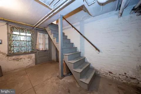 Entry Way - 408 Audubon Ave, Wayne, PA 19087 photo 12 of 12