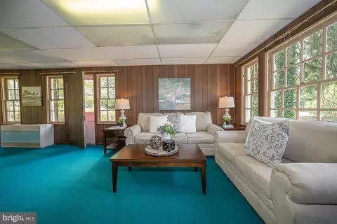Living - 408 Audubon Ave, Wayne, PA 19087 photo 3 of 4