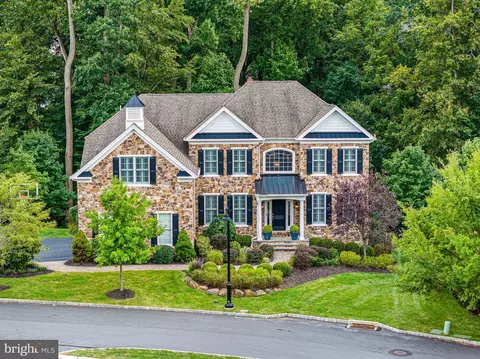 3910 Lewis Run Rd, Newtown Square, PA 19073