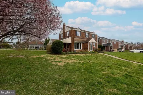1700 Mount Pleasant Rd, Havertown, PA 19083