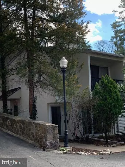 244 E Chelsea Cir, Newtown Square, PA 19073