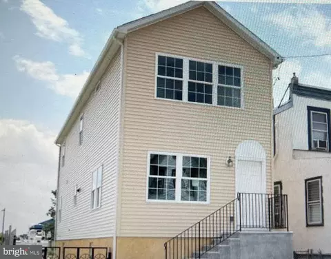 504 Front St, Essington, PA 19029