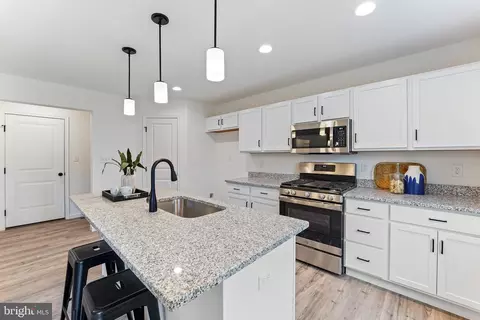 Kitchen - 300 Beech Rd, Wallingford, PA 19086 photo 3 of 3