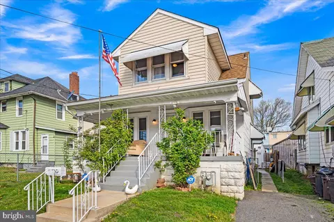 212 White Ave, Linwood, PA 19061