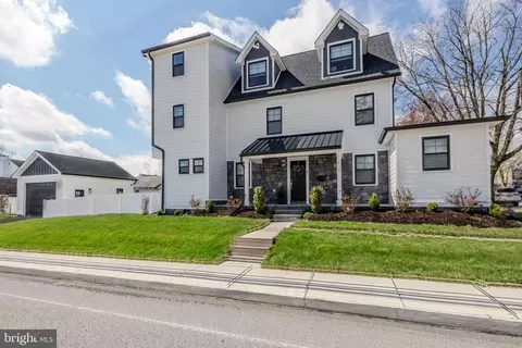 435 Sagamore Rd, Havertown, PA 19083