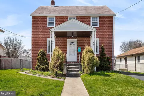 20 Elbon Rd, Brookhaven, PA 19015
