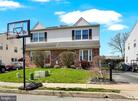235 Summit Ave, Glenolden, PA 19036