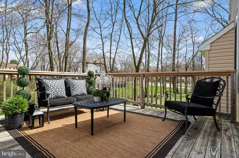 Exterior - 54 Oakford Rd, Wayne, PA 19087 photo 7 of 10