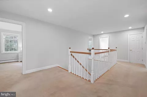 Entry Way - 54 Oakford Rd, Wayne, PA 19087 photo 5 of 5