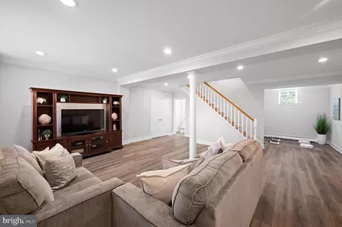 Living - 54 Oakford Rd, Wayne, PA 19087 photo 6 of 6