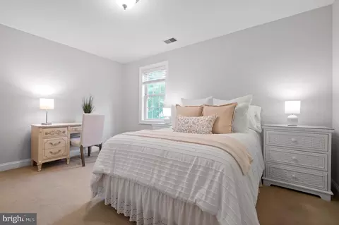 Bedroom - 54 Oakford Rd, Wayne, PA 19087 photo 2 of 7