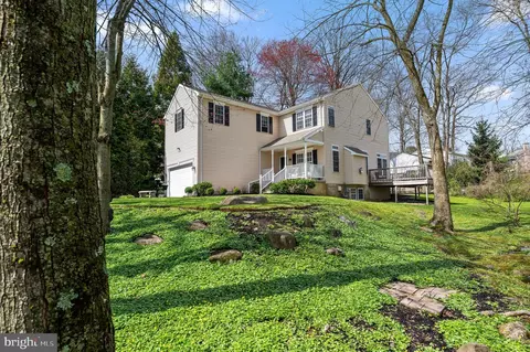 Exterior - 54 Oakford Rd, Wayne, PA 19087 photo 3 of 10