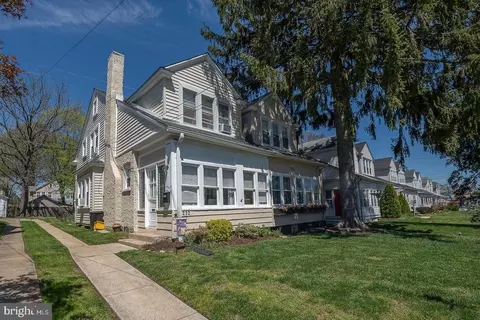 232 Powell Rd, Springfield, PA 19064