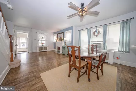 Dining - 232 Powell Rd, Springfield, PA 19064 photo 4 of 5