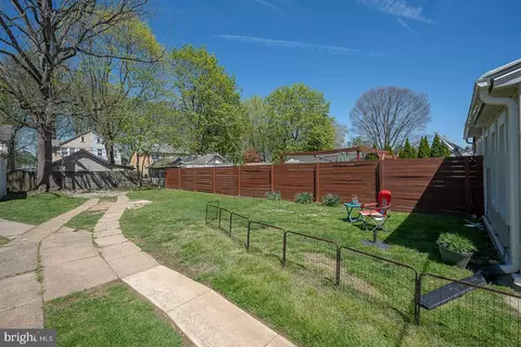 Exterior - 232 Powell Rd, Springfield, PA 19064 photo 2 of 5