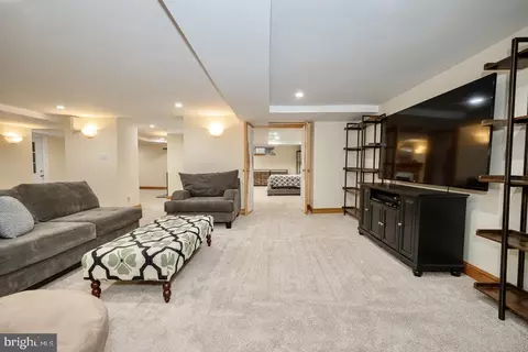 Living - 465 Belrose Ln, Wayne, PA 19087 photo 18 of 18