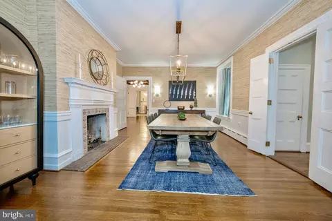 Living - 465 Belrose Ln, Wayne, PA 19087 photo 7 of 18