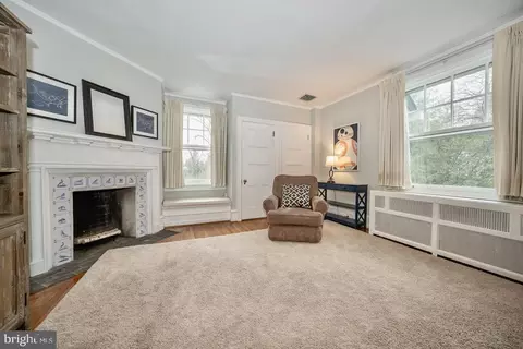 Living - 465 Belrose Ln, Wayne, PA 19087 photo 14 of 18