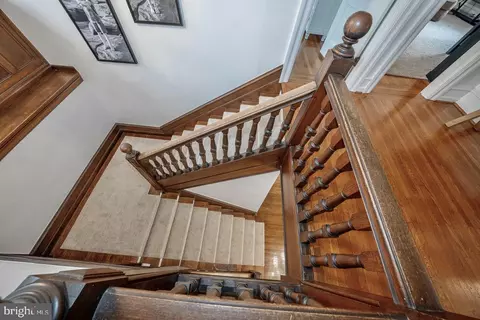 Entry Way - 465 Belrose Ln, Wayne, PA 19087 photo 7 of 7