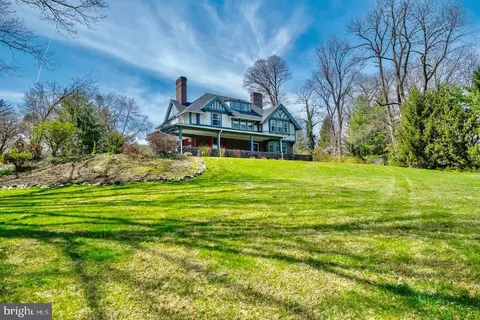 Exterior - 465 Belrose Ln, Wayne, PA 19087 photo 11 of 11