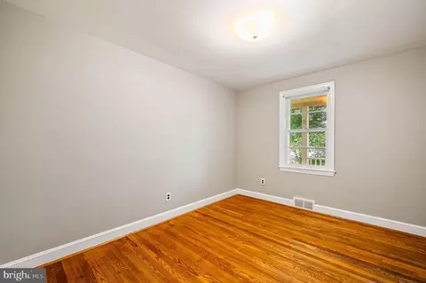 Bedroom - 2620 Central Ave, Marcus Hook, PA 19061 photo 4 of 5