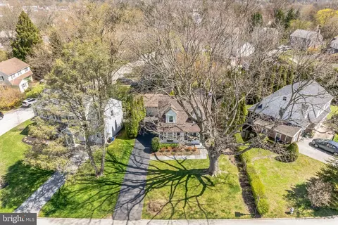 View/Area - 419 Locust Rd, Wayne, PA 19087 photo 1 of 2