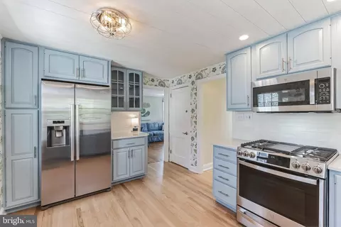 Kitchen - 419 Locust Rd, Wayne, PA 19087 photo 2 of 2