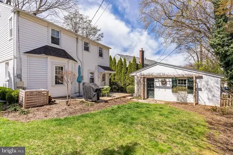 Exterior - 419 Locust Rd, Wayne, PA 19087 photo 6 of 17