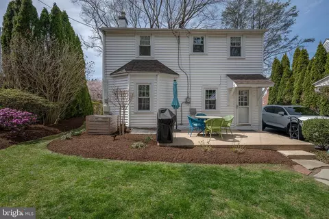 Exterior - 419 Locust Rd, Wayne, PA 19087 photo 7 of 17