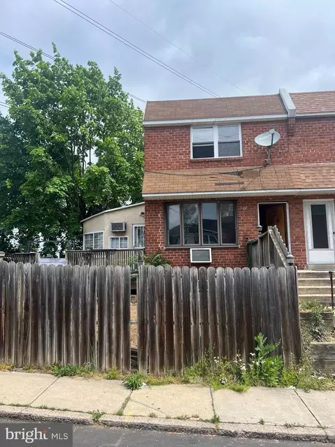 111 Laurel Rd, Sharon Hill, PA 19079