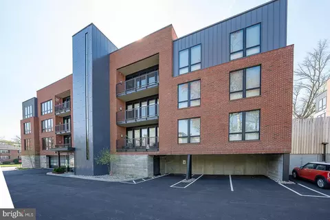Exterior - 427 E Lancaster Ave #1204, Wayne, PA 19087 photo 1 of 6