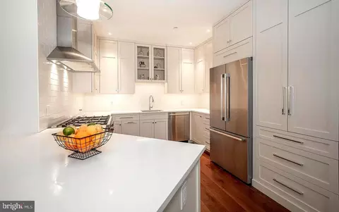 Kitchen - 427 E Lancaster Ave #1204, Wayne, PA 19087 photo 4 of 5