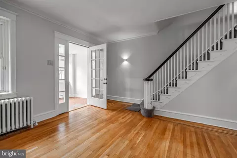 Entry Way - 243 Avon Rd, Upper Darby, PA 19082 photo 2 of 2