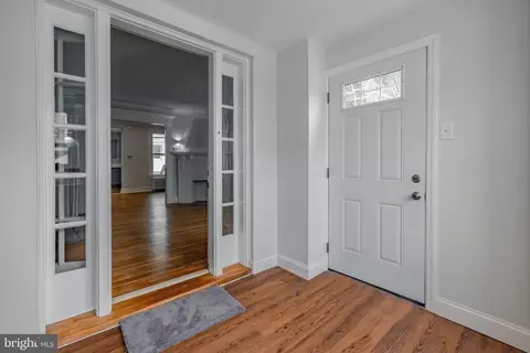 Entry Way - 243 Avon Rd, Upper Darby, PA 19082 photo 1 of 2