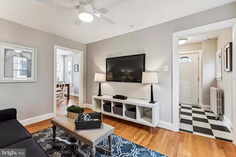 Living - 252 N Aberdeen Ave, Wayne, PA 19087 photo 3 of 3
