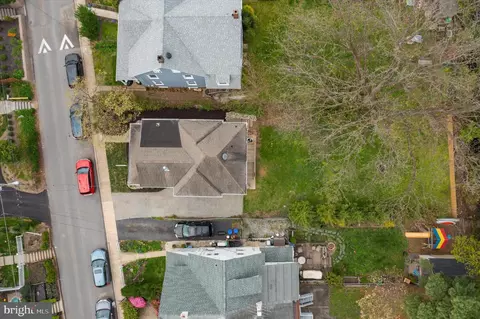 Exterior - 252 N Aberdeen Ave, Wayne, PA 19087 photo 5 of 5