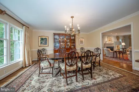Dining - 213 Ravenscliff Rd, Wayne, PA 19087 photo 3 of 4