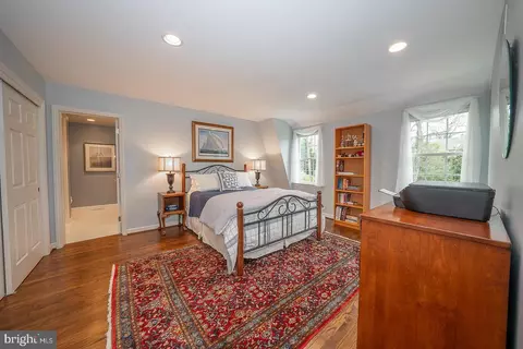 Bedroom - 213 Ravenscliff Rd, Wayne, PA 19087 photo 4 of 5