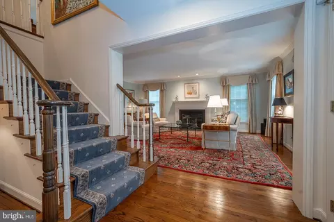 Living - 213 Ravenscliff Rd, Wayne, PA 19087 photo 1 of 10